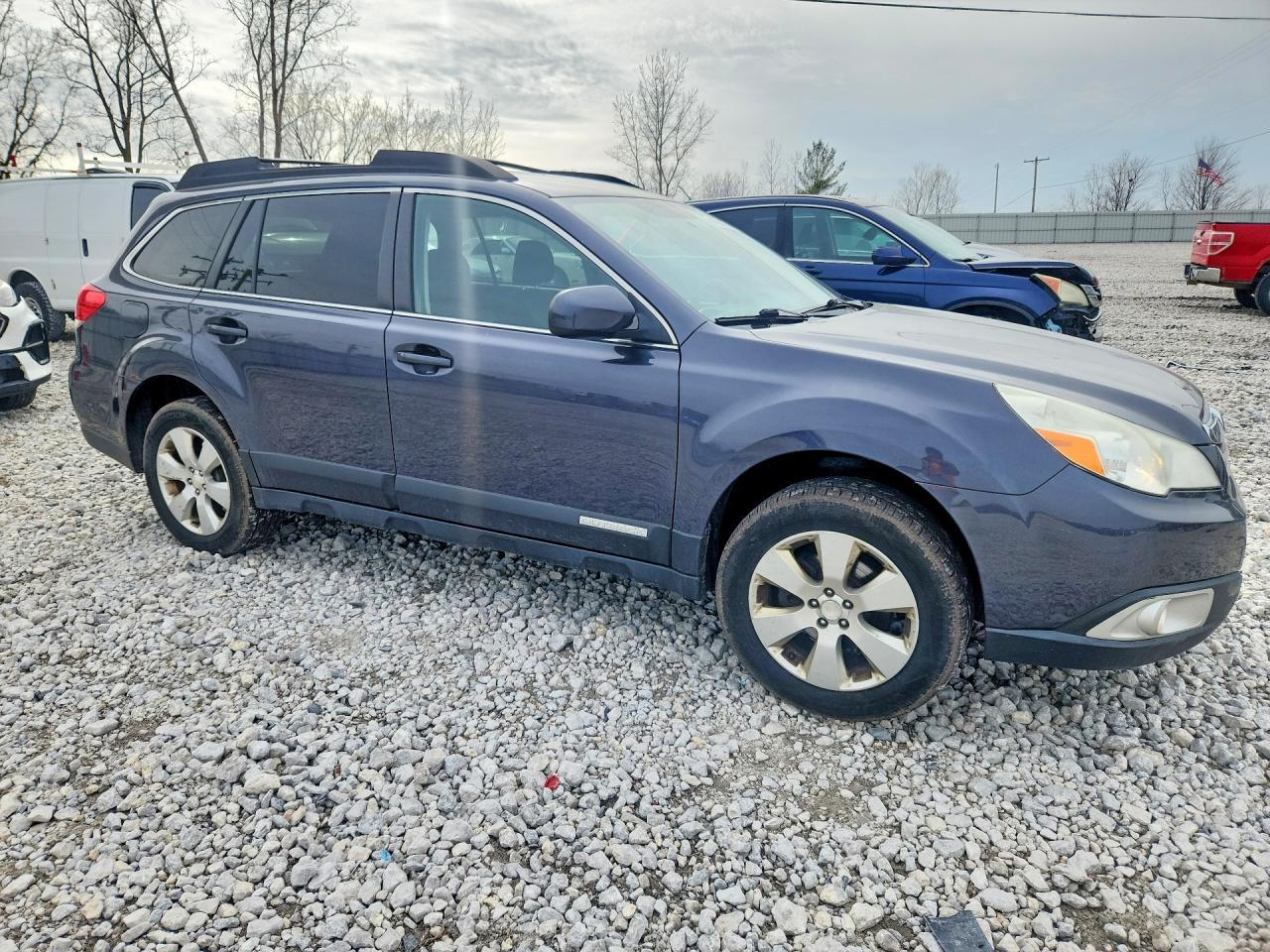 2012 Subaru Outback 2.5I Premium - Image 4