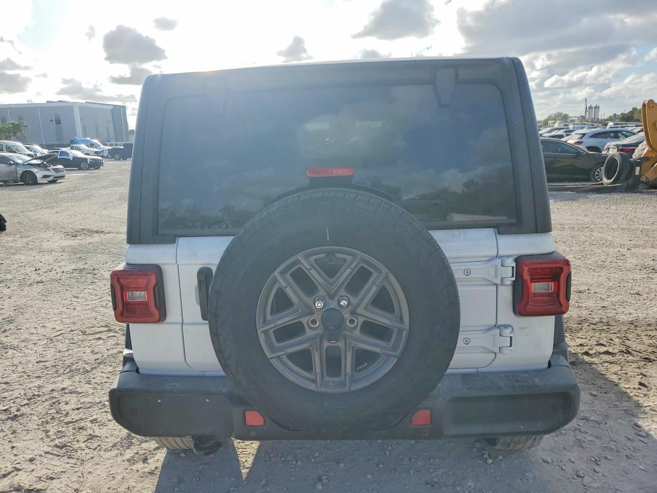 2024 Jeep Wrangler Sport - Image 6