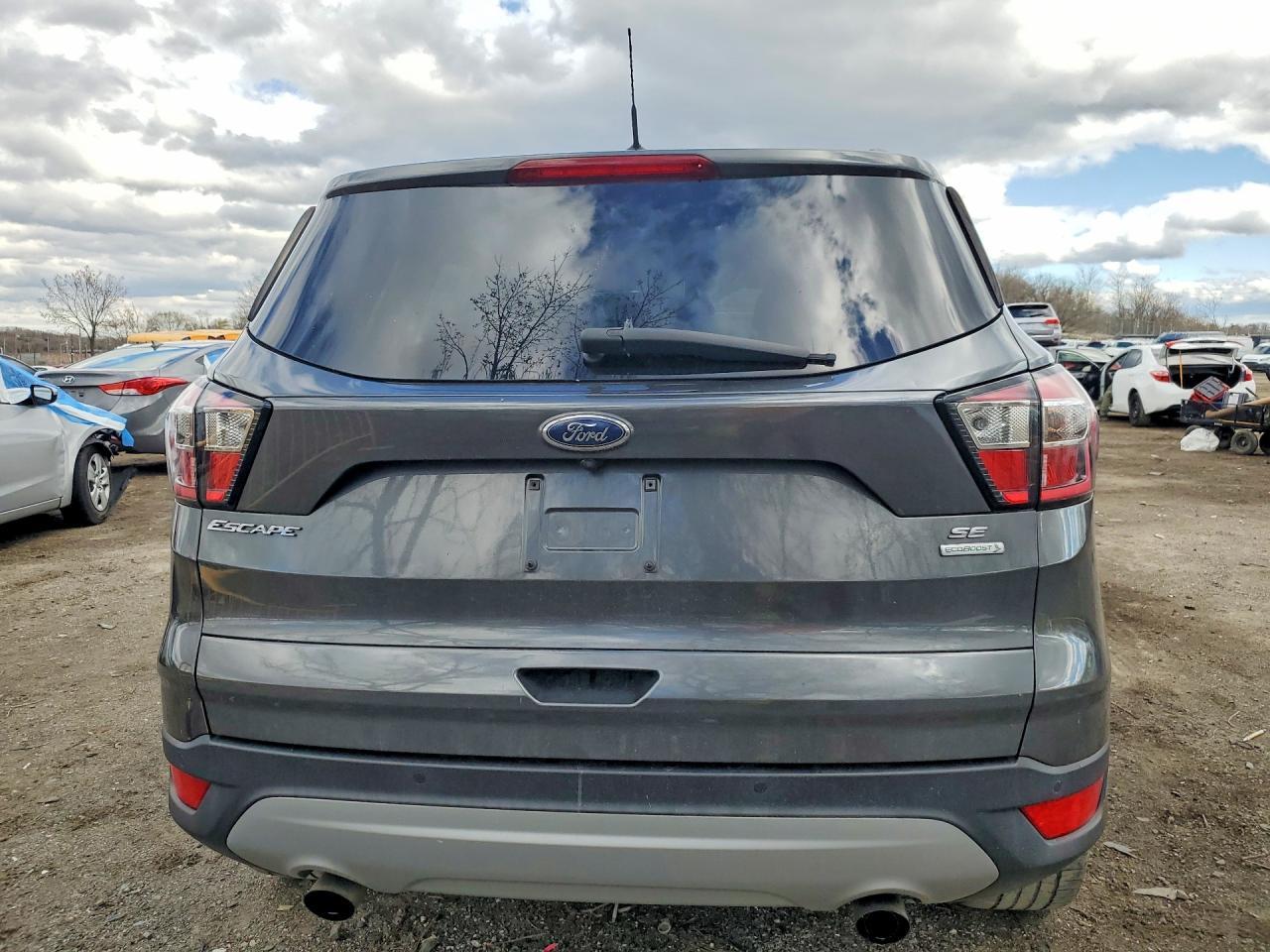 2017 Ford Escape Se - Фото 6