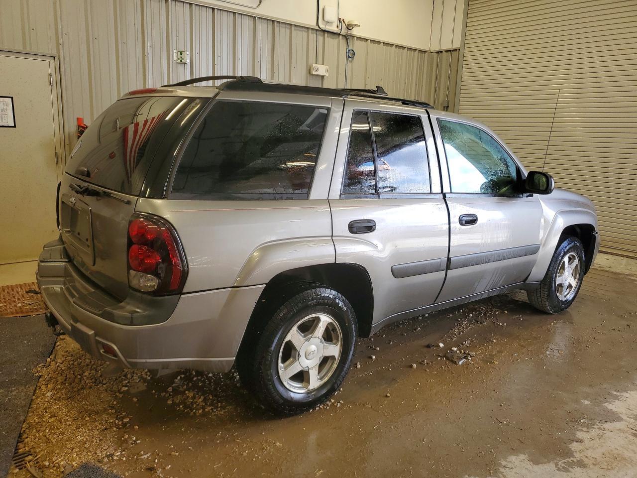 2005 Chevrolet Trailblazer Ls - Фото 3