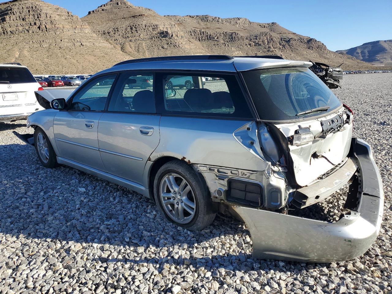 2005 Subaru Legacy 2.5I - Image 2