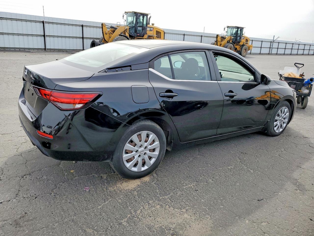 2020 Nissan Sentra S - Image 3