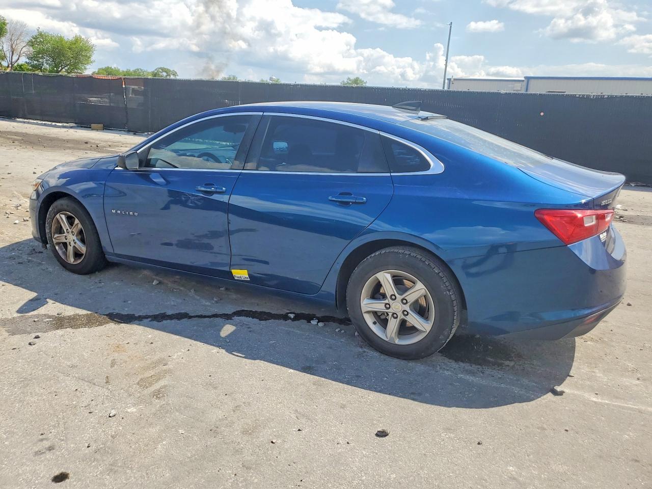 2019 Chevrolet Malibu Ls - Image 2
