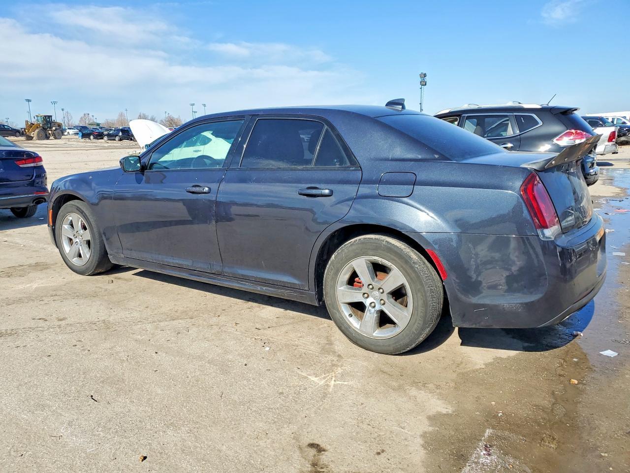 2019 Chrysler 300 S - Image 2