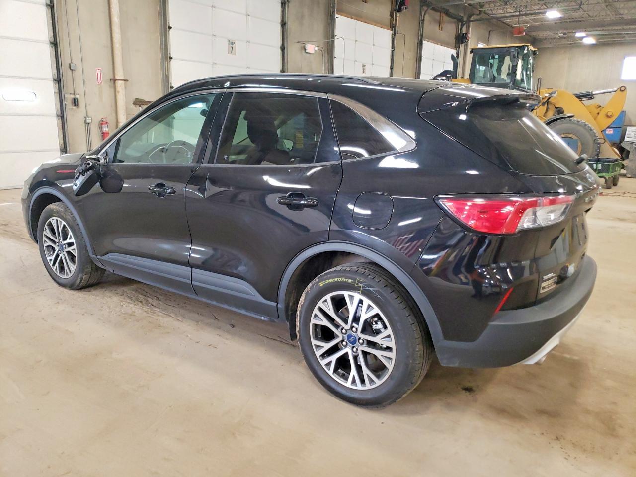 2020 Ford Escape Sel - Фото 2