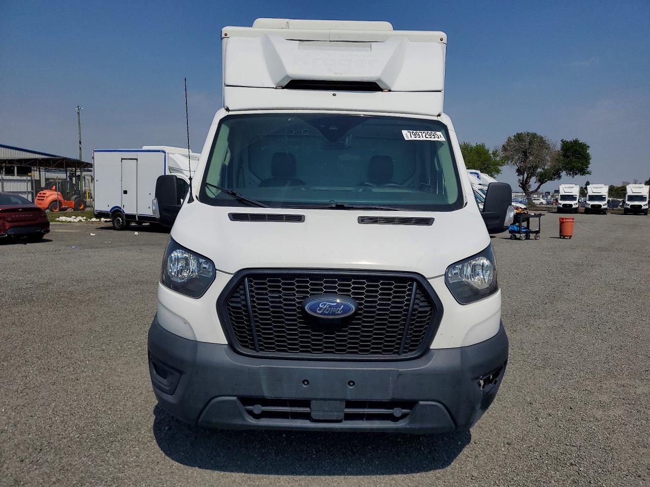 2020 Ford Transit Delivery Truck - Фото 5