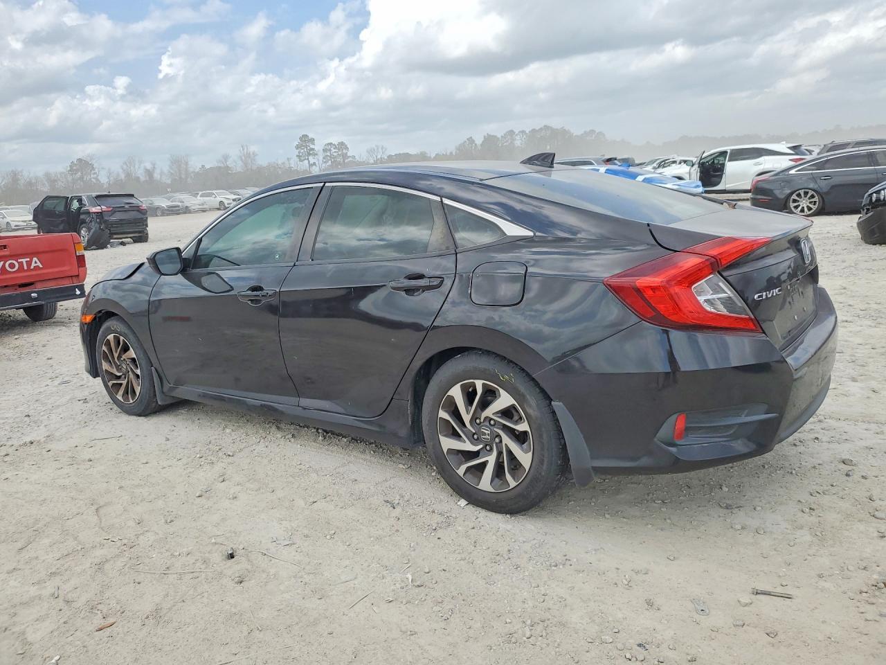 2017 Honda Civic Ex - Image 2