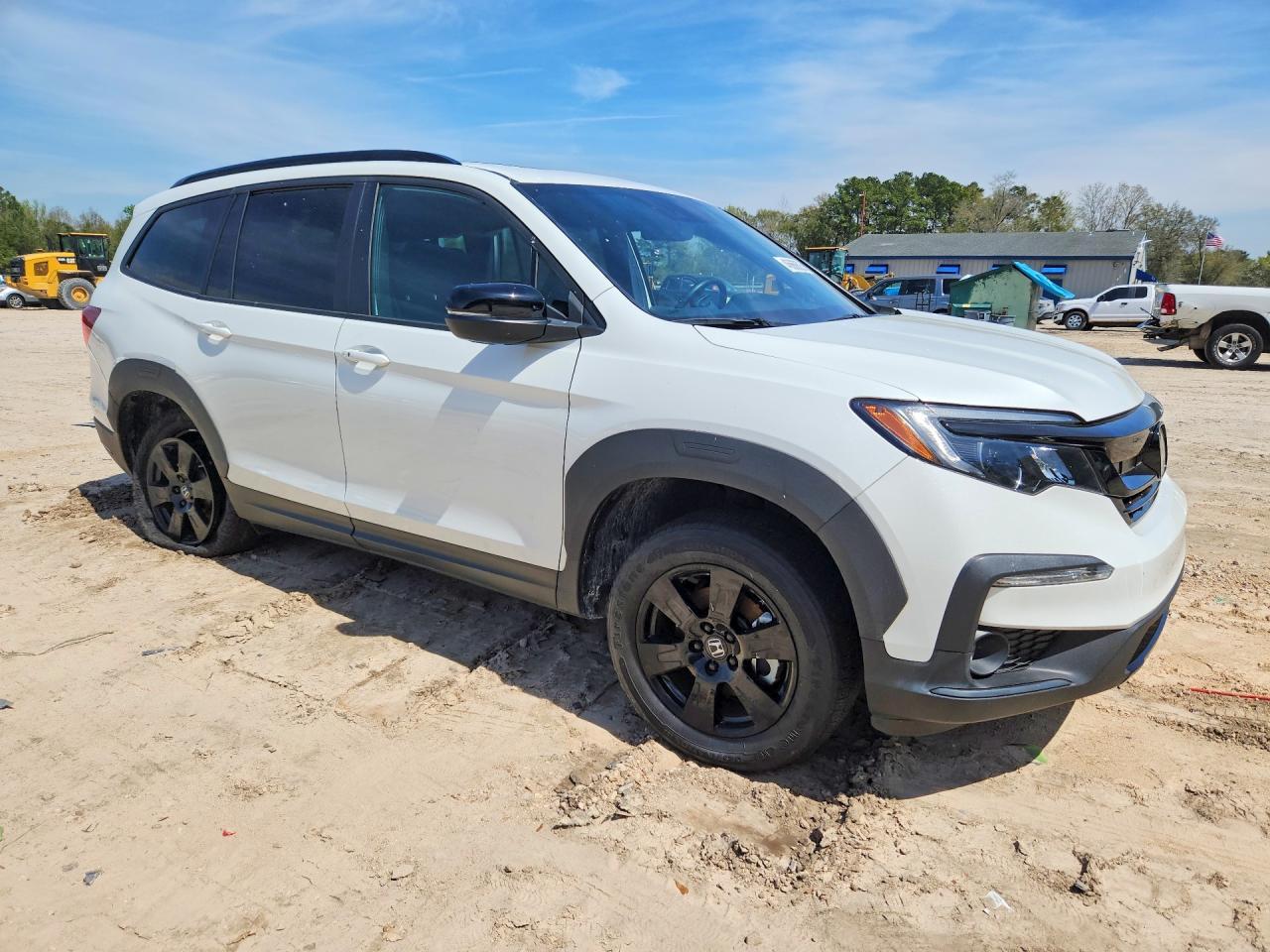 2022 Honda Pilot Trailsport - Image 4
