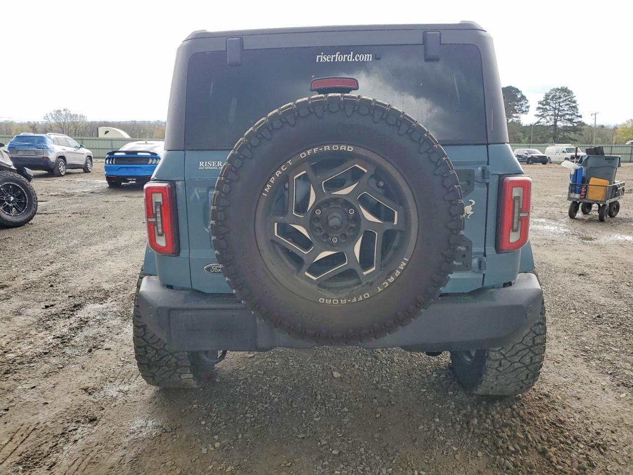 2023 Ford Bronco Base - Image 6