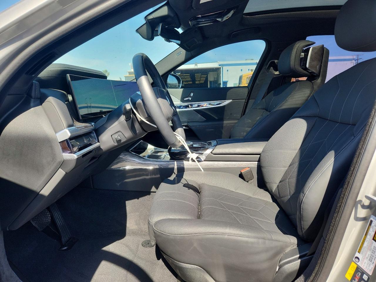 2025 BMW I7 Edrive50 - Фото 7