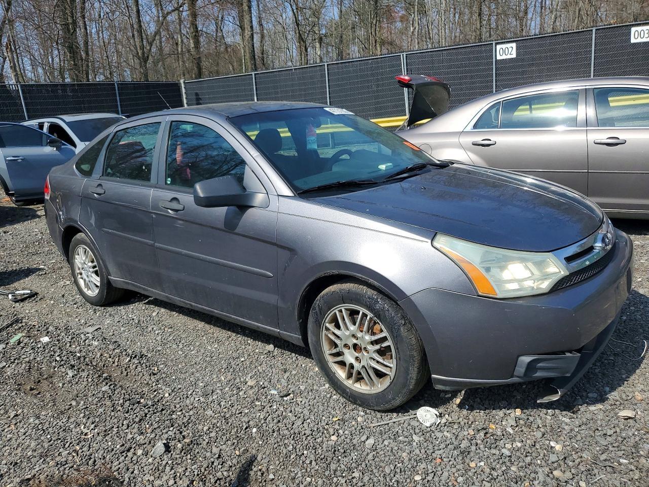 2010 Ford Focus Se - Image 4