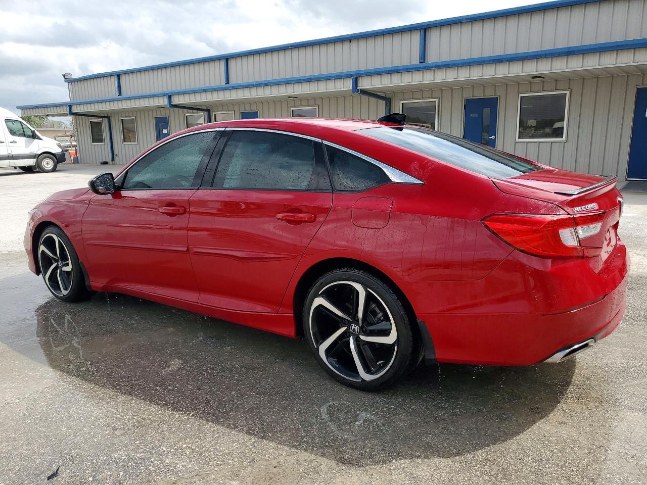 2022 Honda Accord Sport - Фото 2