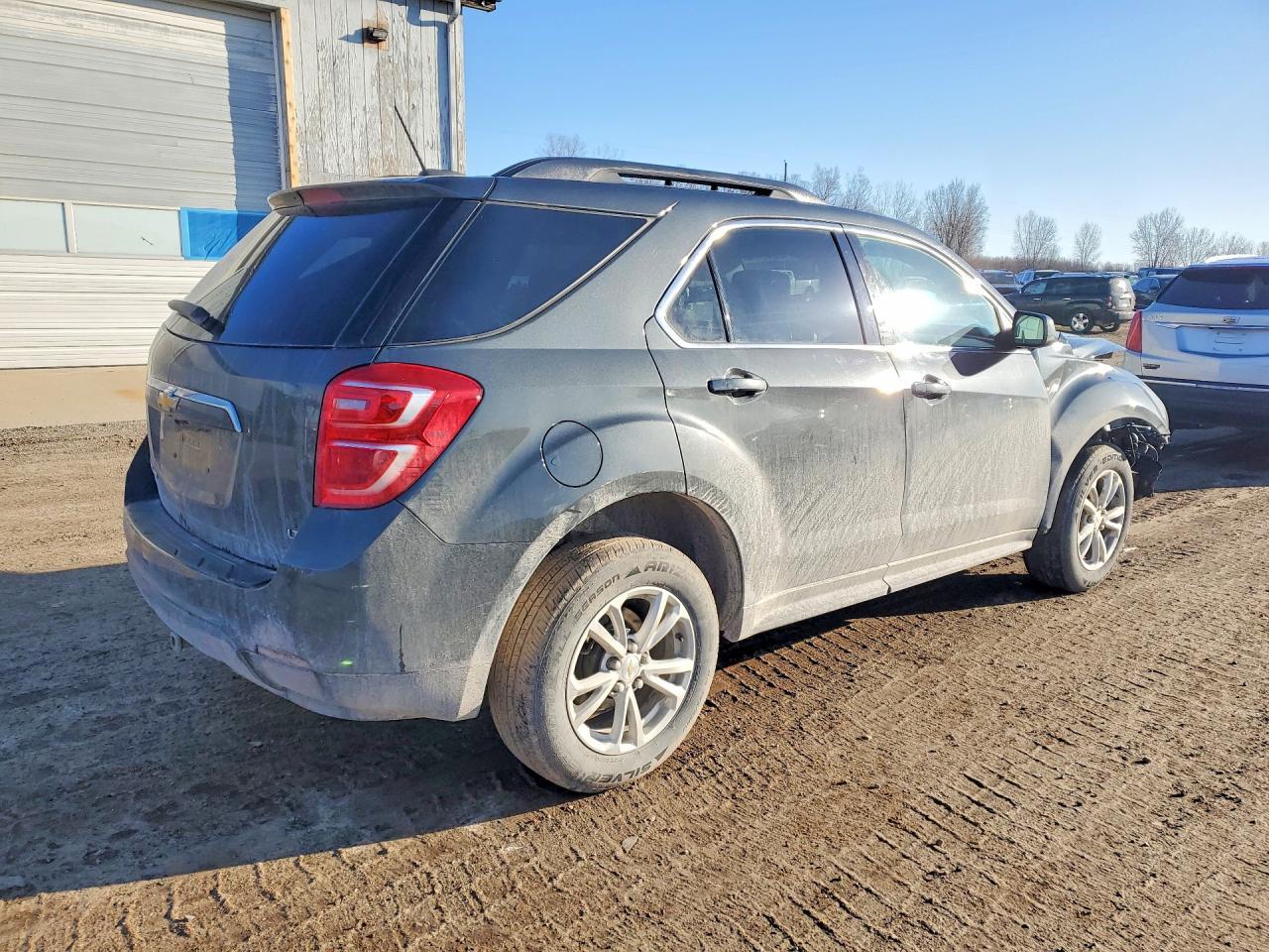 2017 Chevrolet Equinox Lt - Image 3