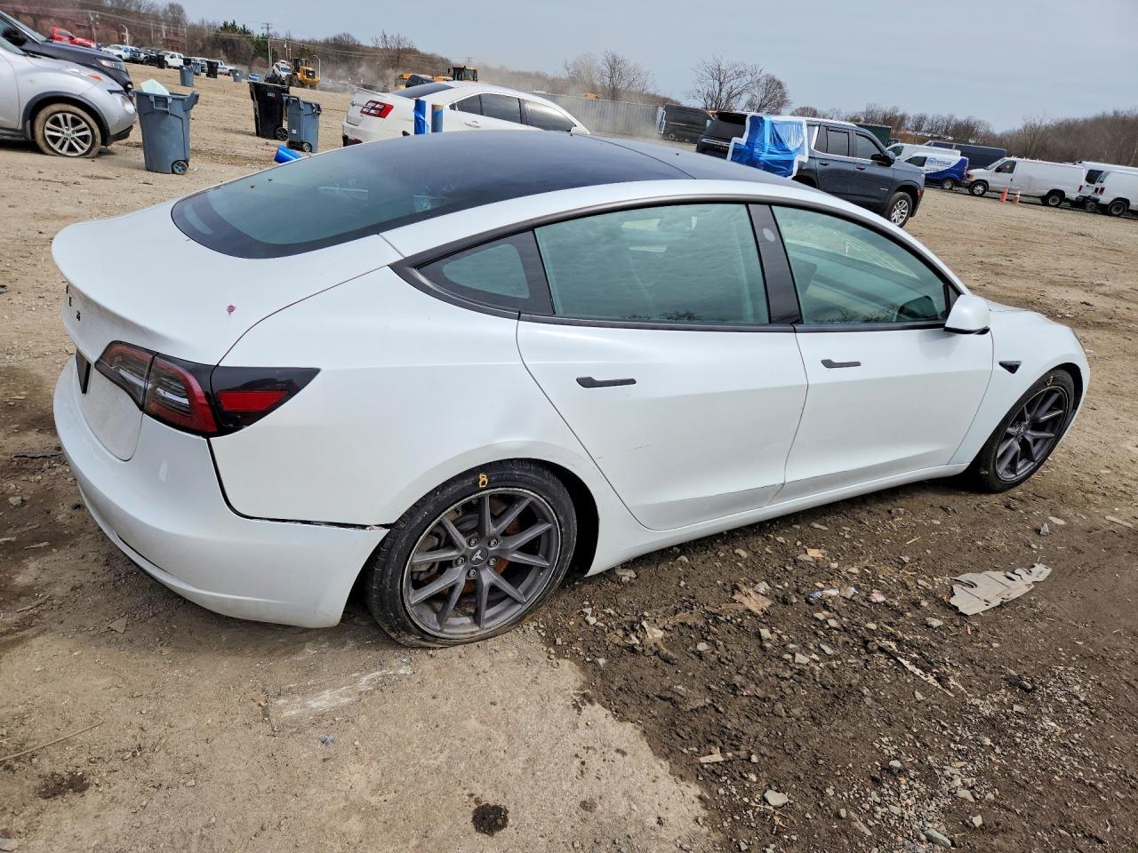 2023 Tesla Model 3 - Image 3
