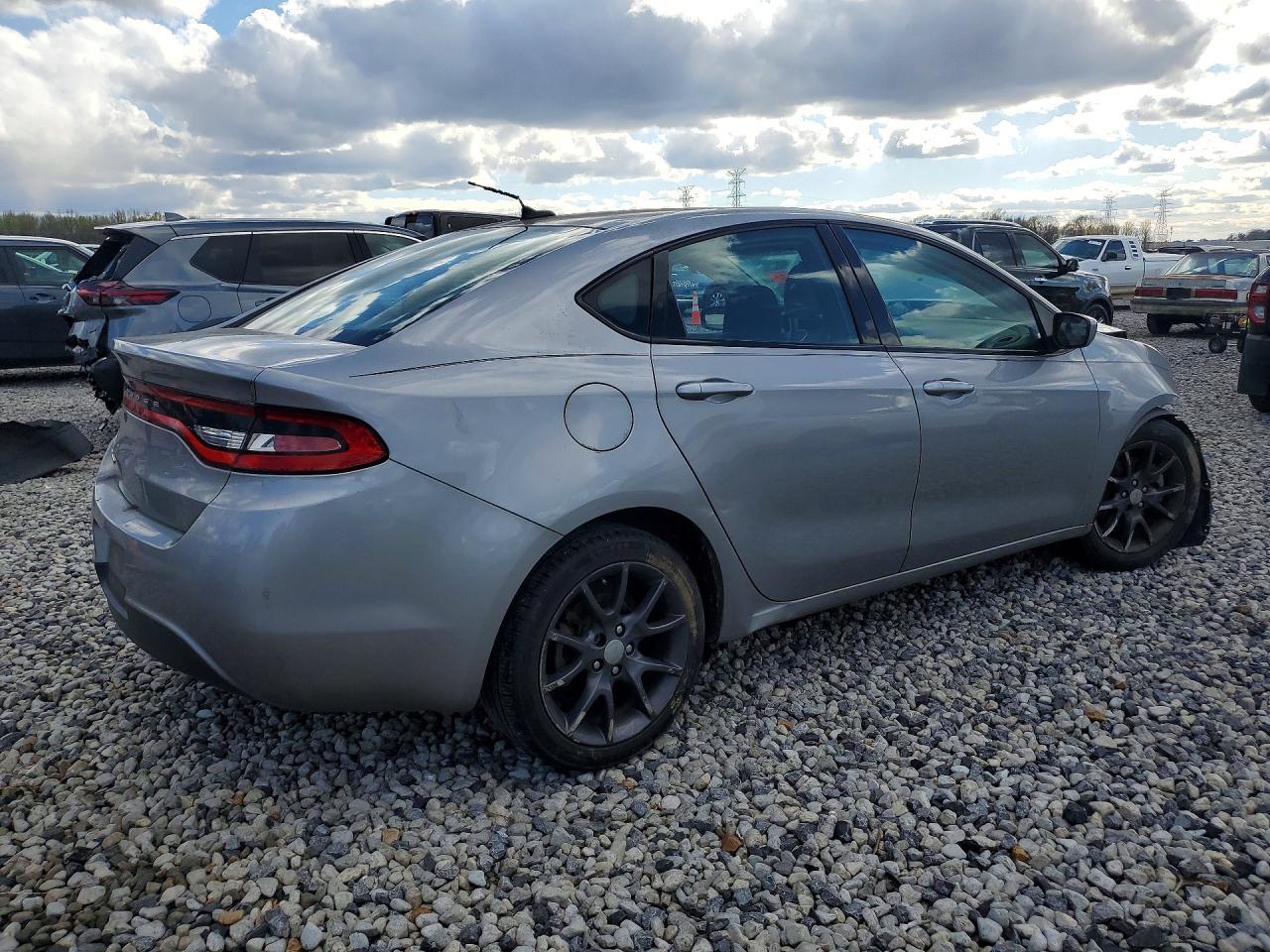 2016 Dodge Dart Se - Image 3