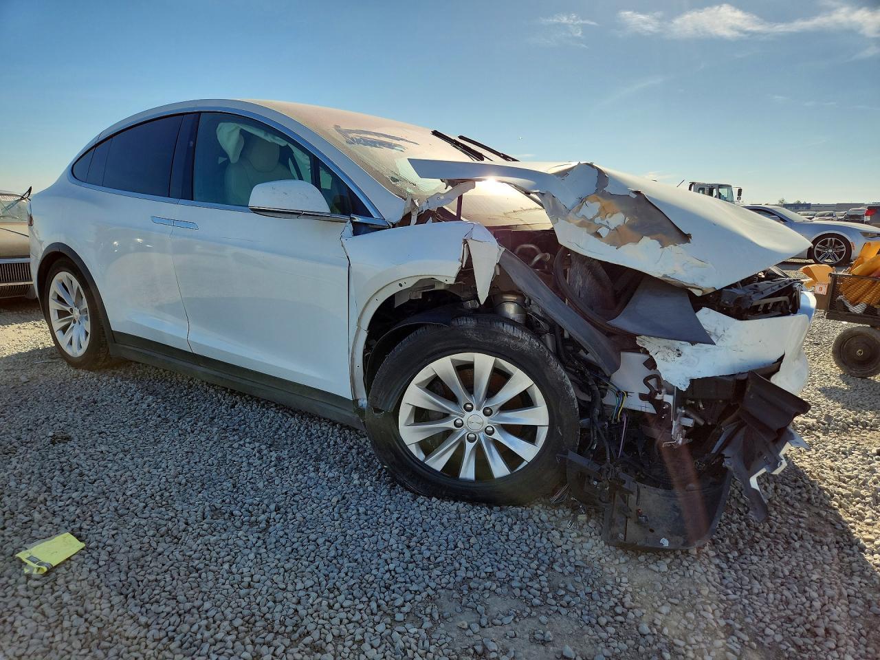 2020 Tesla Model X - Фото 4