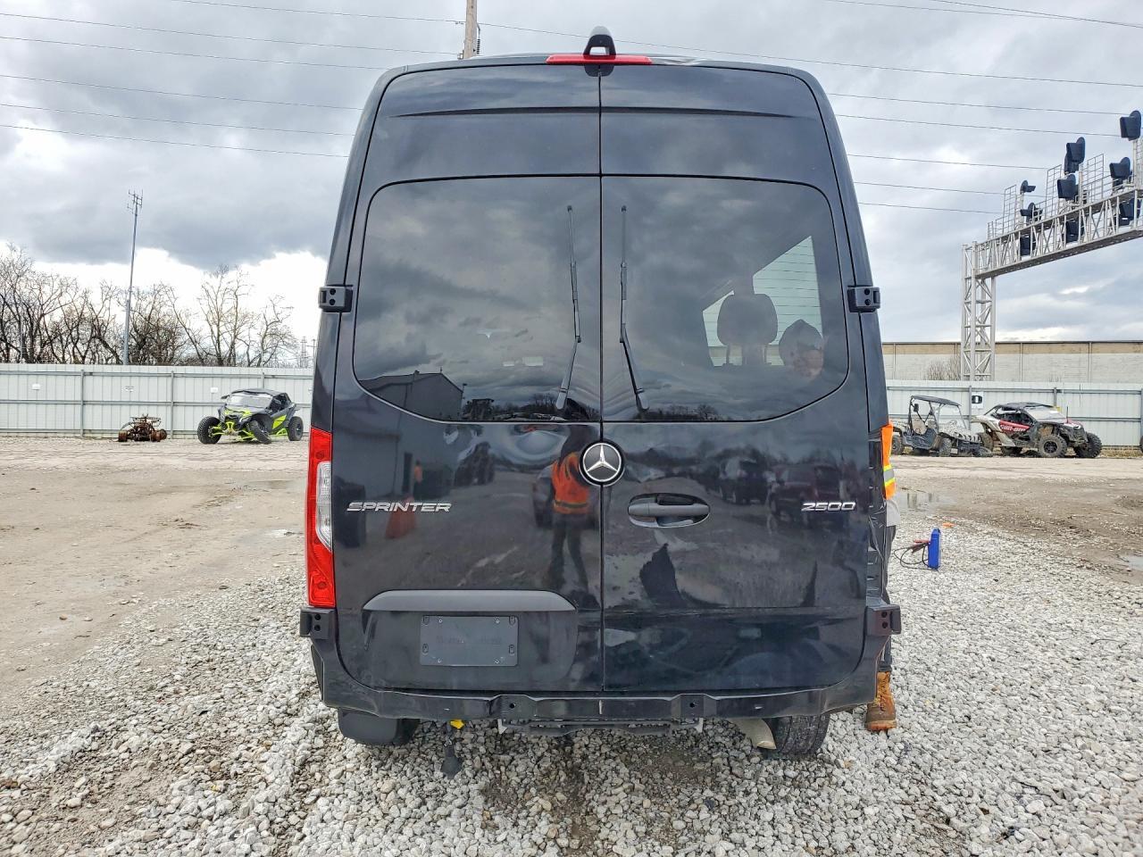 2024 Mercedes-Benz Sprinter - Фото 7