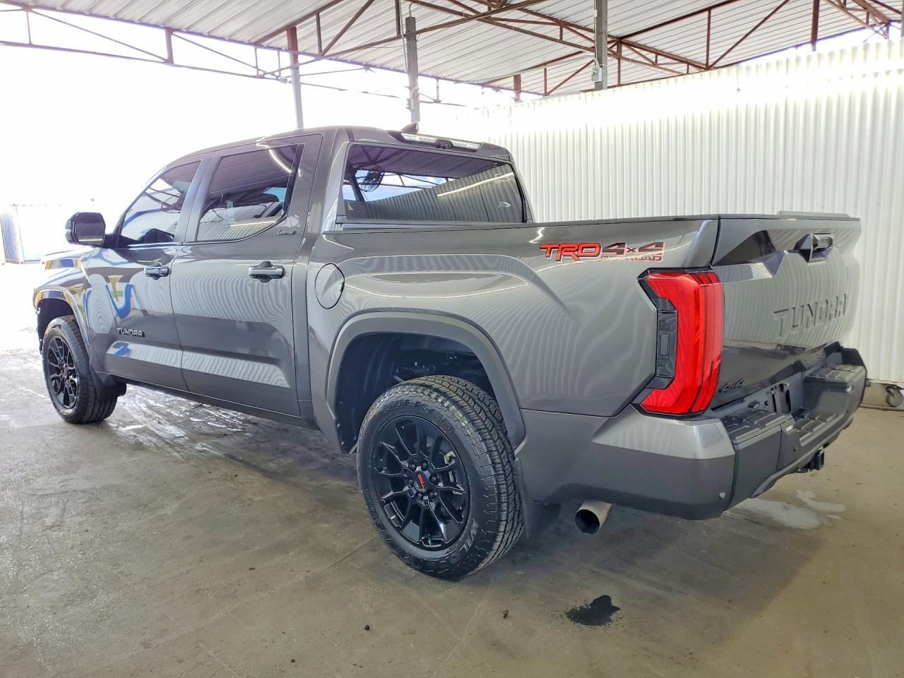 2025 Toyota Tundra Limited - Фото 2