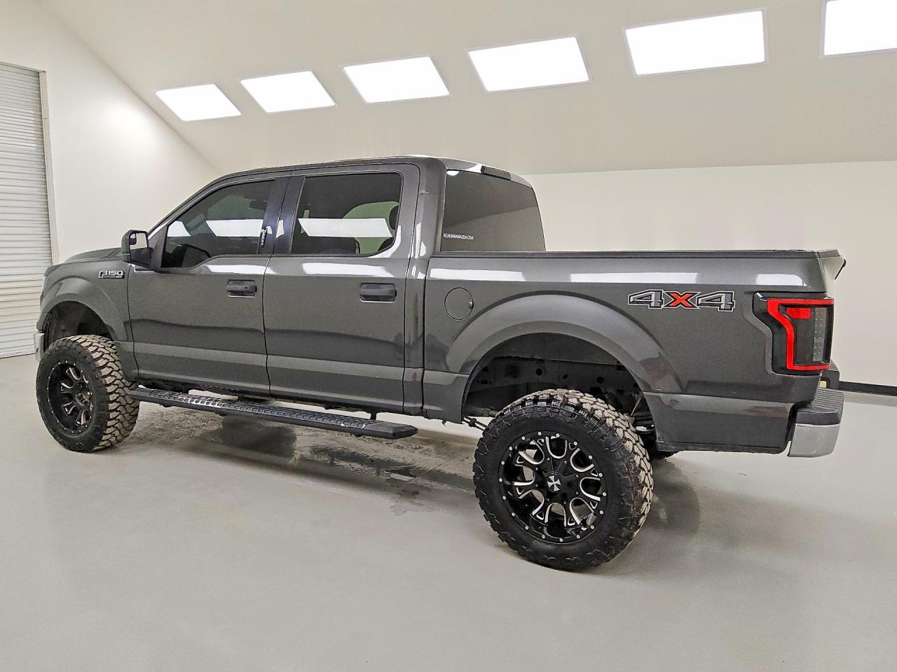 2016 Ford F150 Supercrew - Фото 2