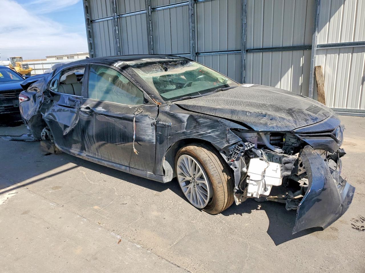 2018 Toyota Camry Hybrid Xle - Фото 4