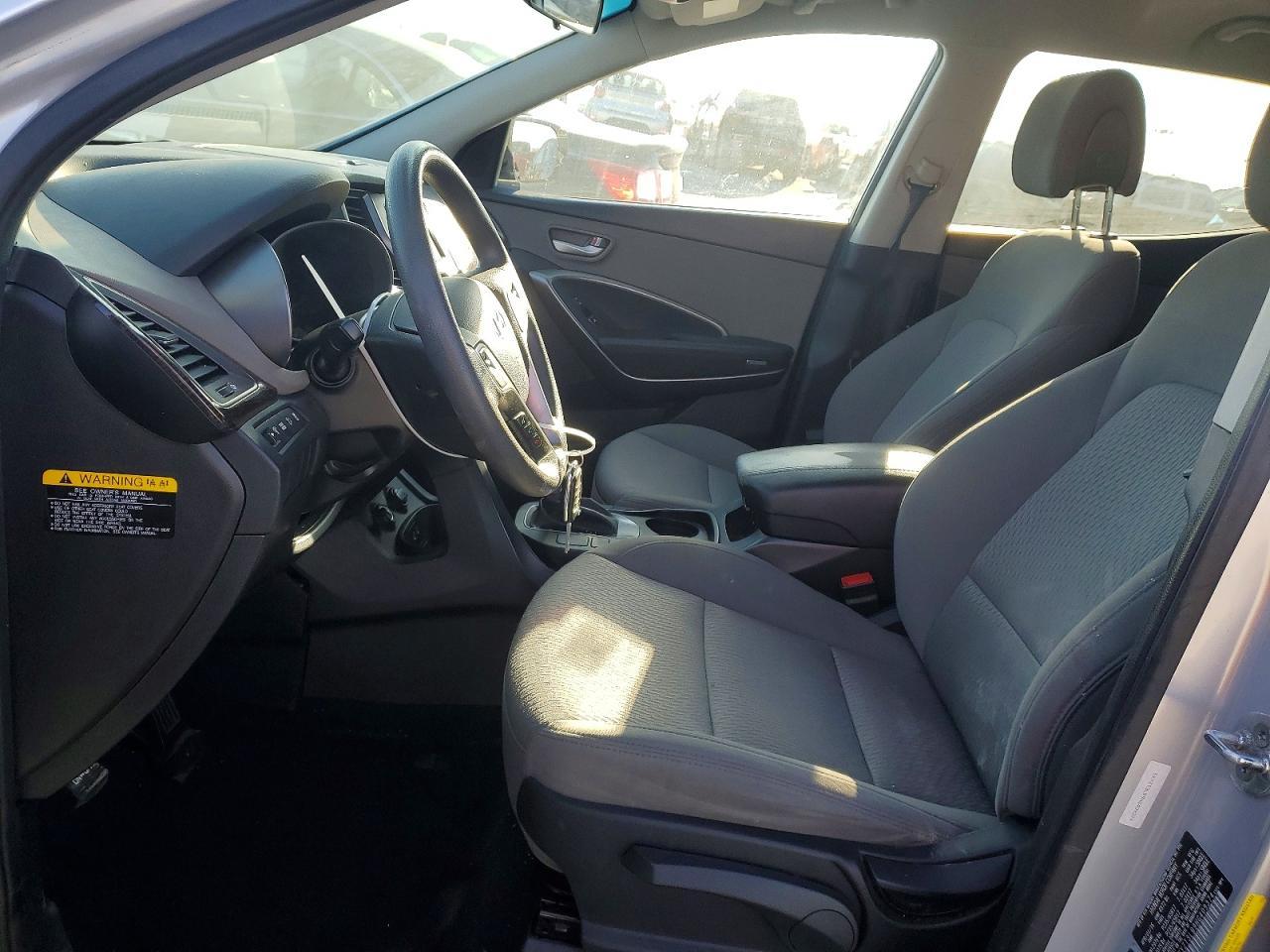 2017 Hyundai Santa Fe Sport 2.4L - Image 7