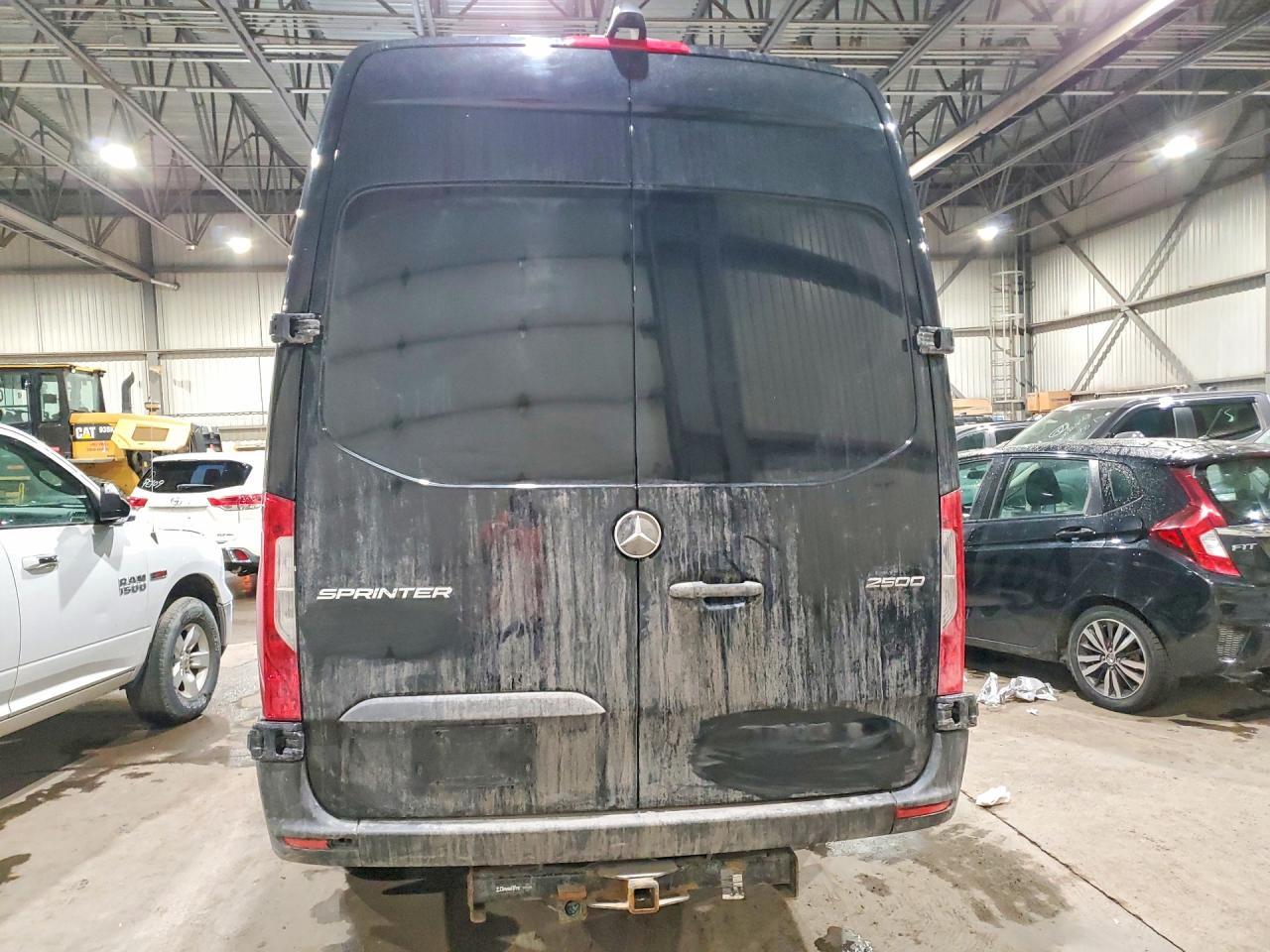 2022 Mercedes-Benz Sprinter 2500 - Image 6