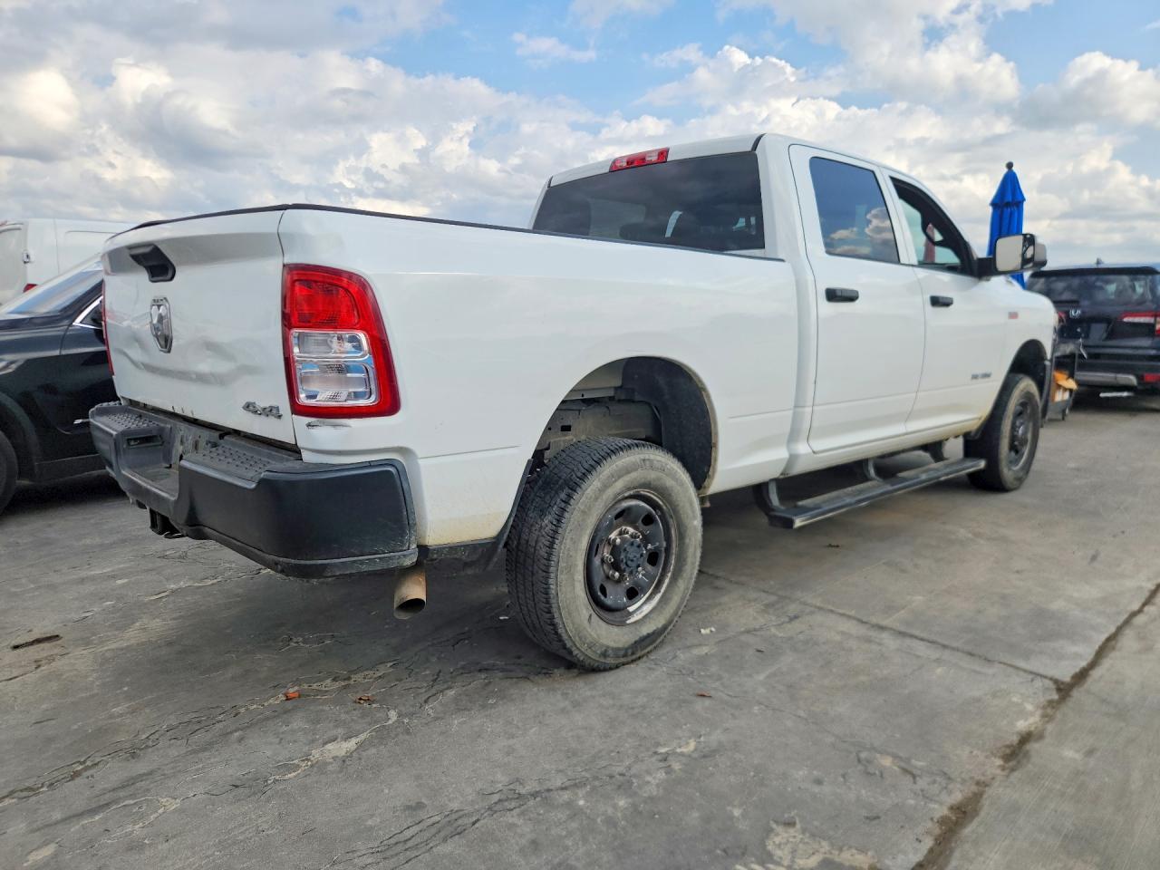 2022 Ram 2500 Tradesman 4Wd 6.4L V8 - Image 3