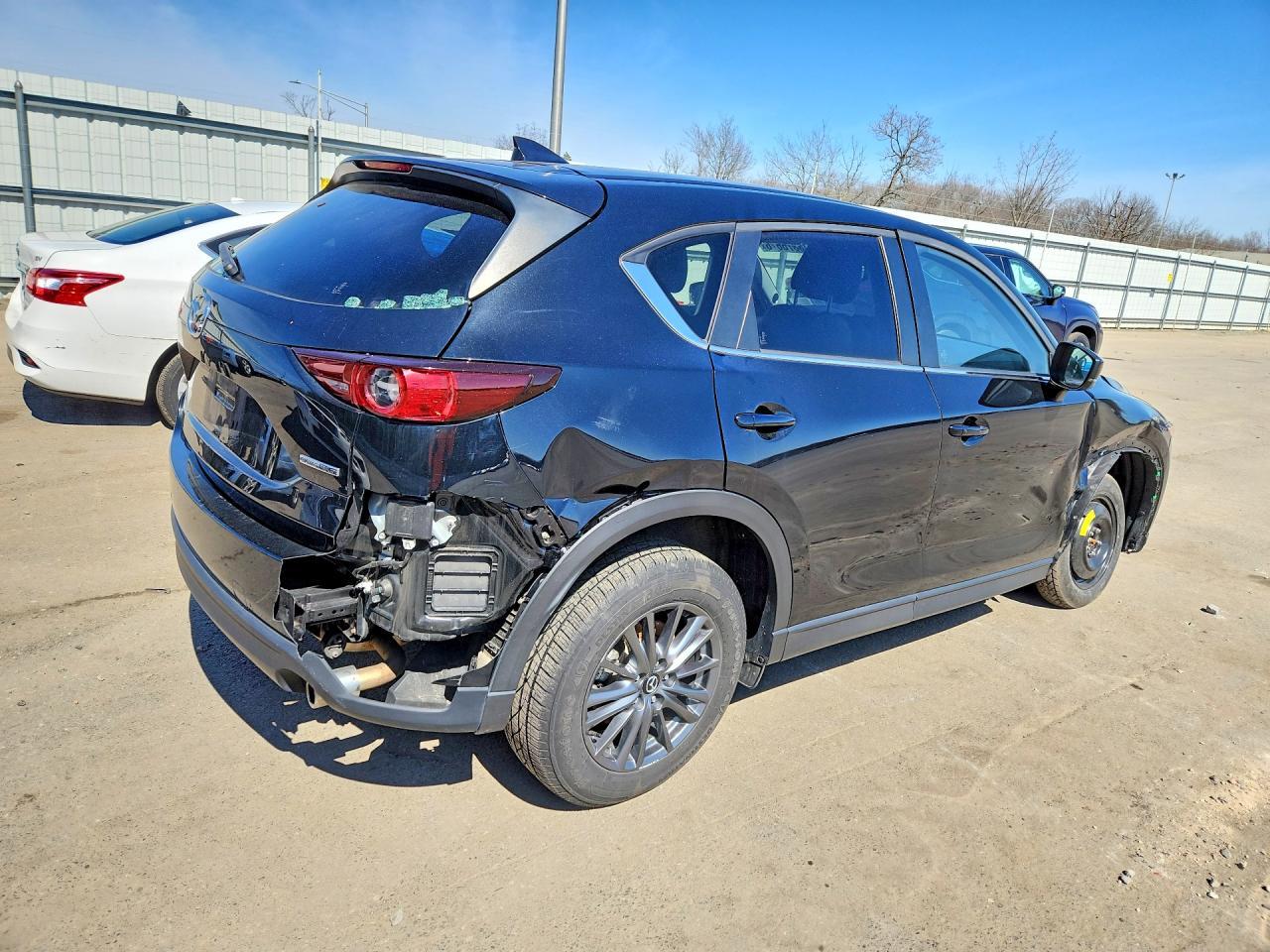 2021 Mazda Cx-5 Touring - Image 3