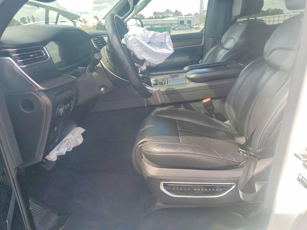 2023 Jeep Grand Wagoneer Series I - Image 7