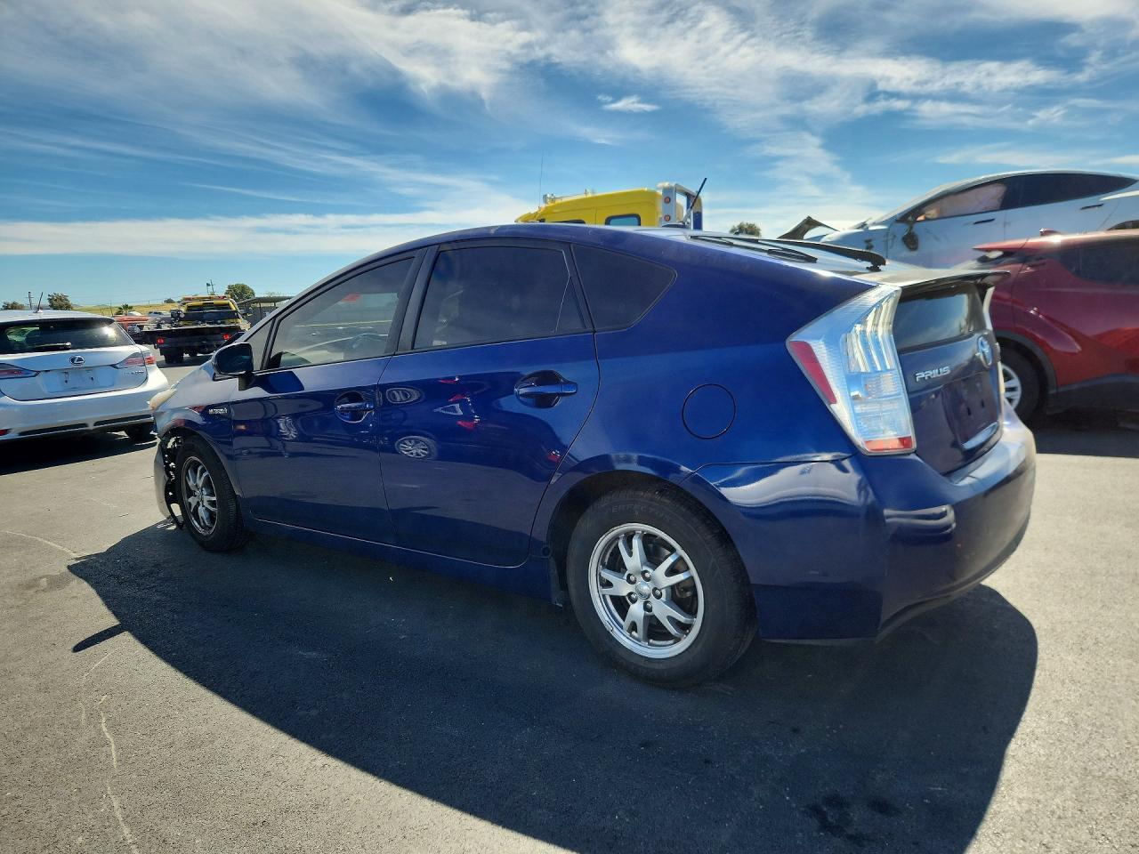 2010 Toyota Prius Ii - Image 2