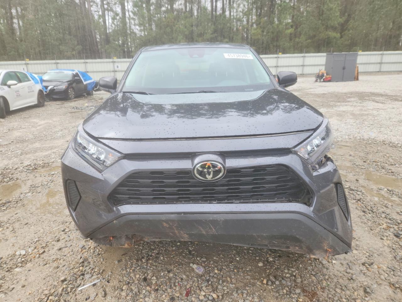 2022 Toyota Rav4 Le - Image 5