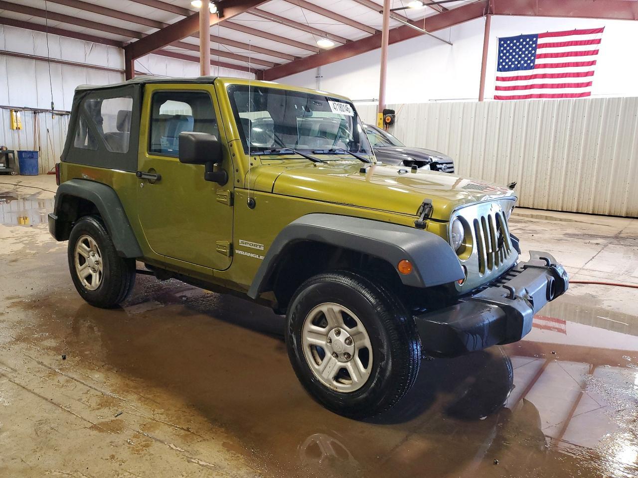 2010 Jeep Wrangler Sport - Фото 4