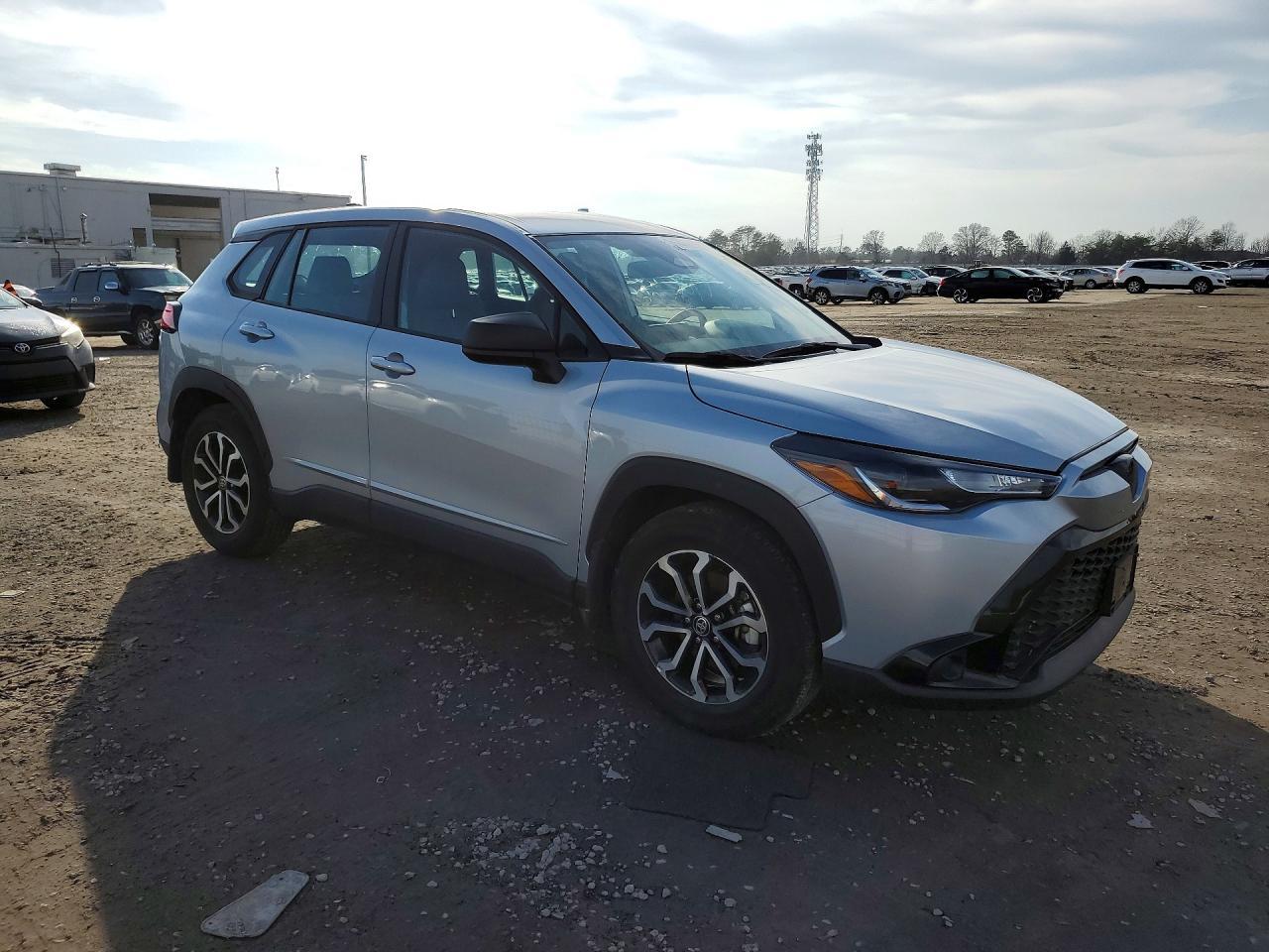 2025 Toyota Corolla Cross Hybrid S - Фото 4