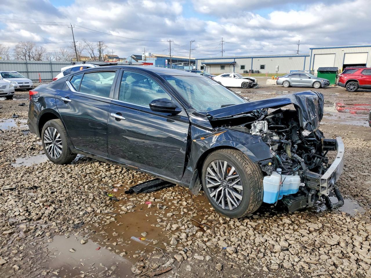 2023 Nissan Altima 2.5 Sv - Image 4