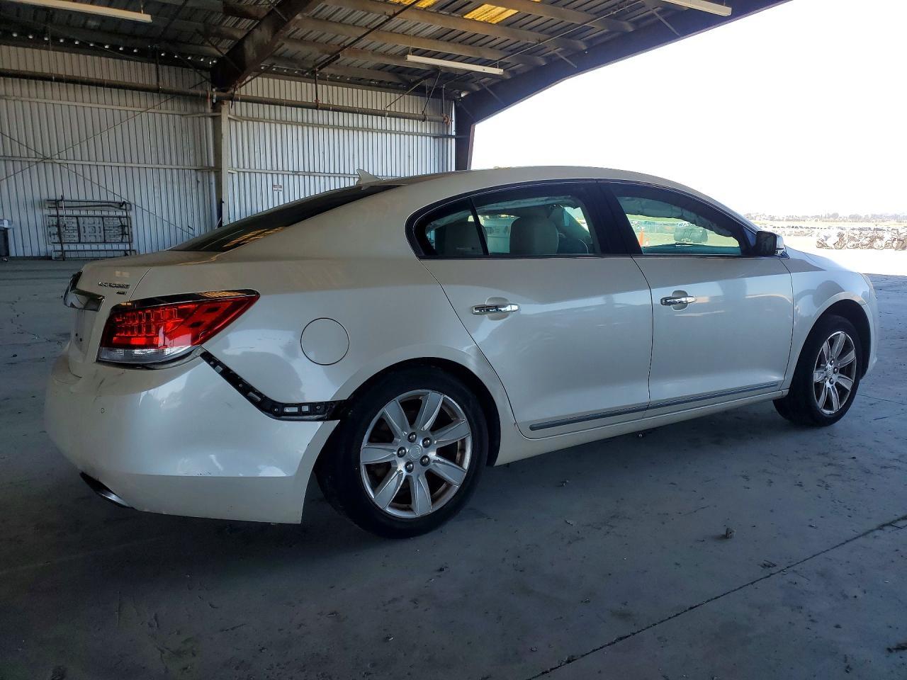 2013 Buick Lacrosse - Image 3