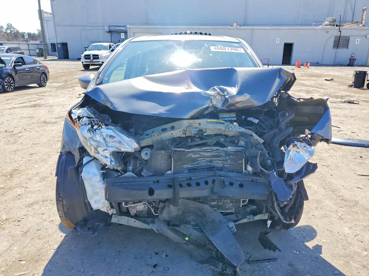 2016 Nissan Versa Note Sv - Image 5