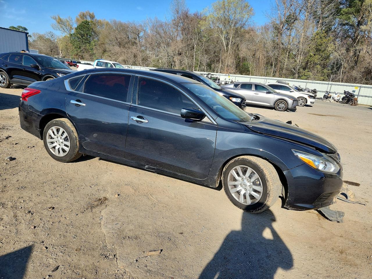 2017 Nissan Altima 2.5 S - Image 4