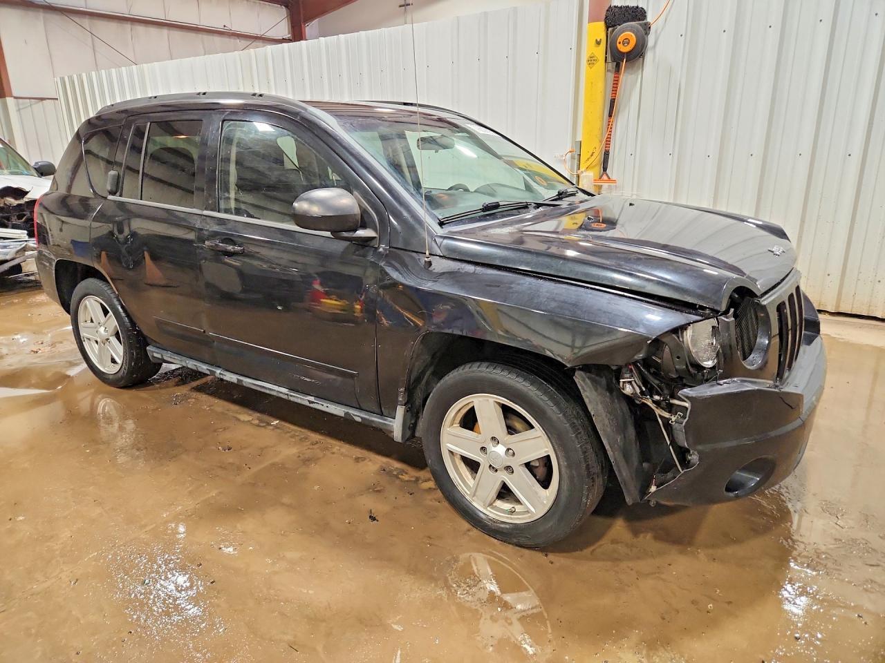 2010 Jeep Compass Sport - Фото 4