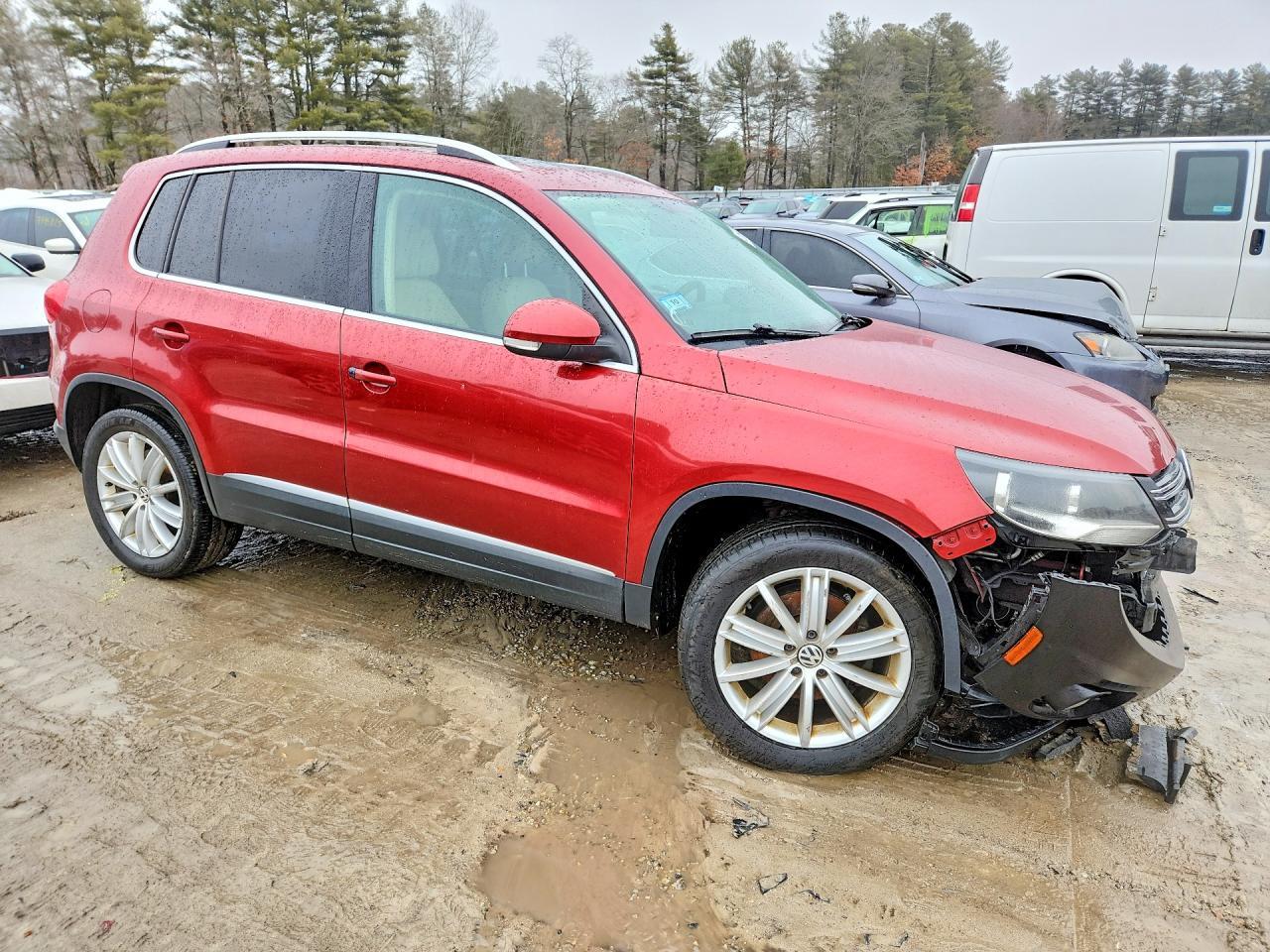 2012 Volkswagen Tiguan S - Image 4