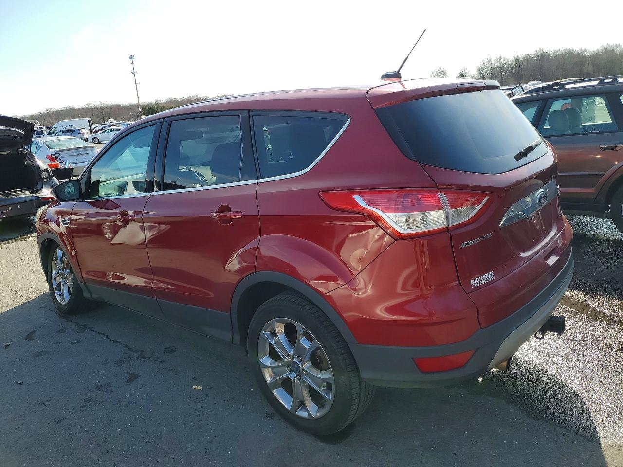 2013 Ford Escape Sel - Фото 2