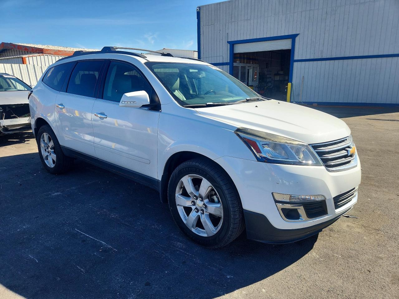 2017 Chevrolet Traverse Lt - Image 4