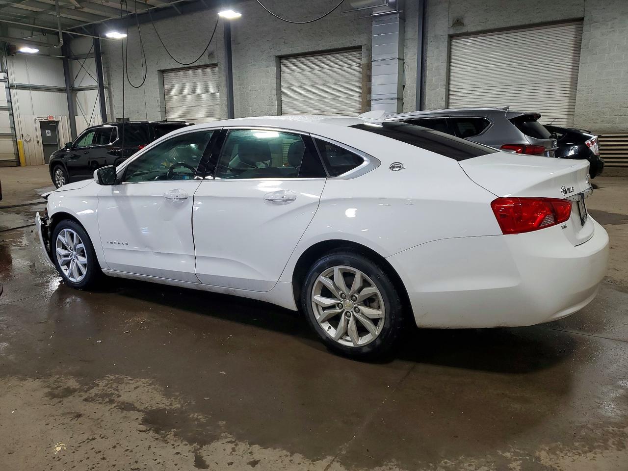 2019 Chevrolet Impala Lt - Фото 2