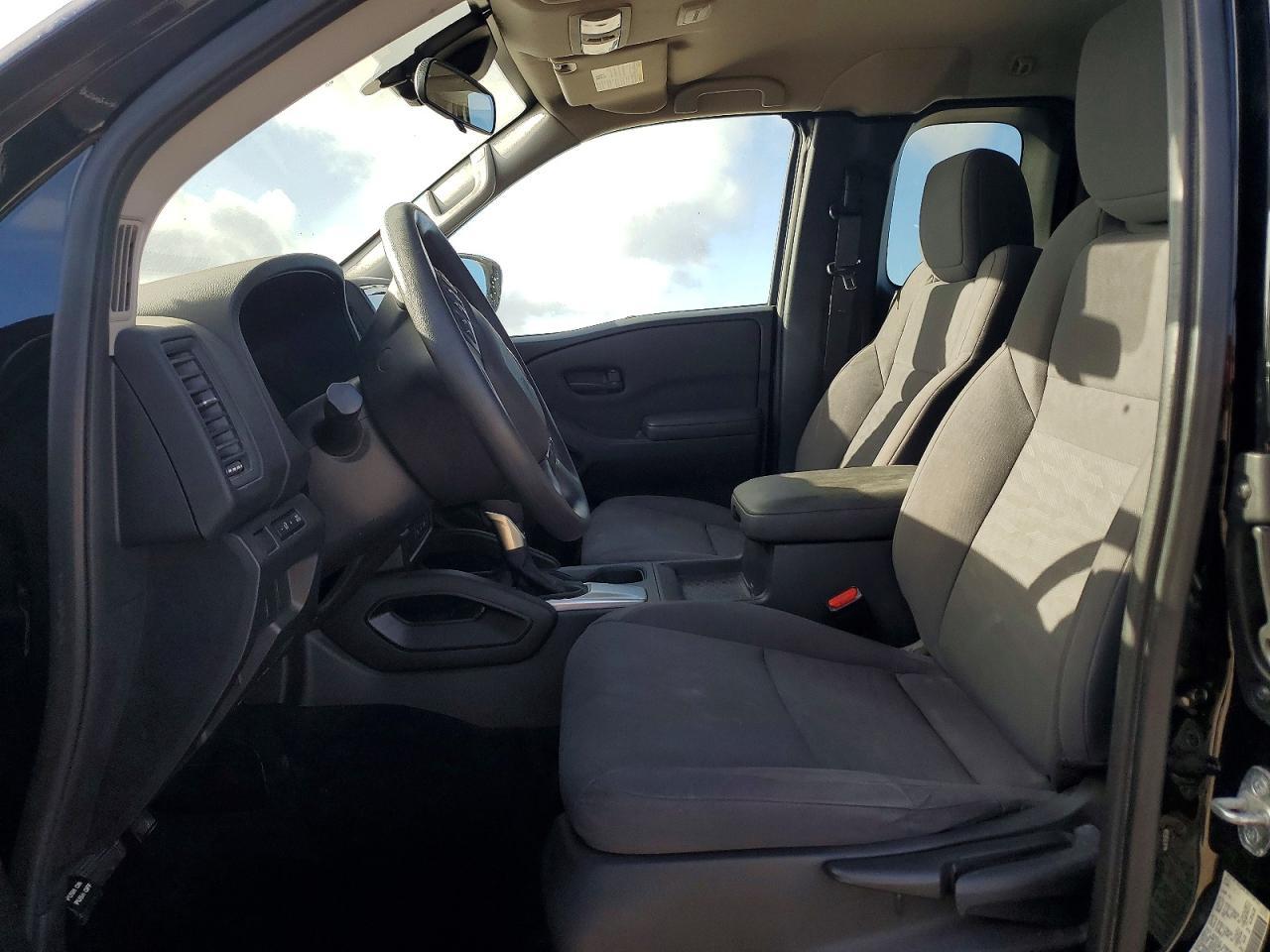 2022 Nissan Frontier S - Фото 7