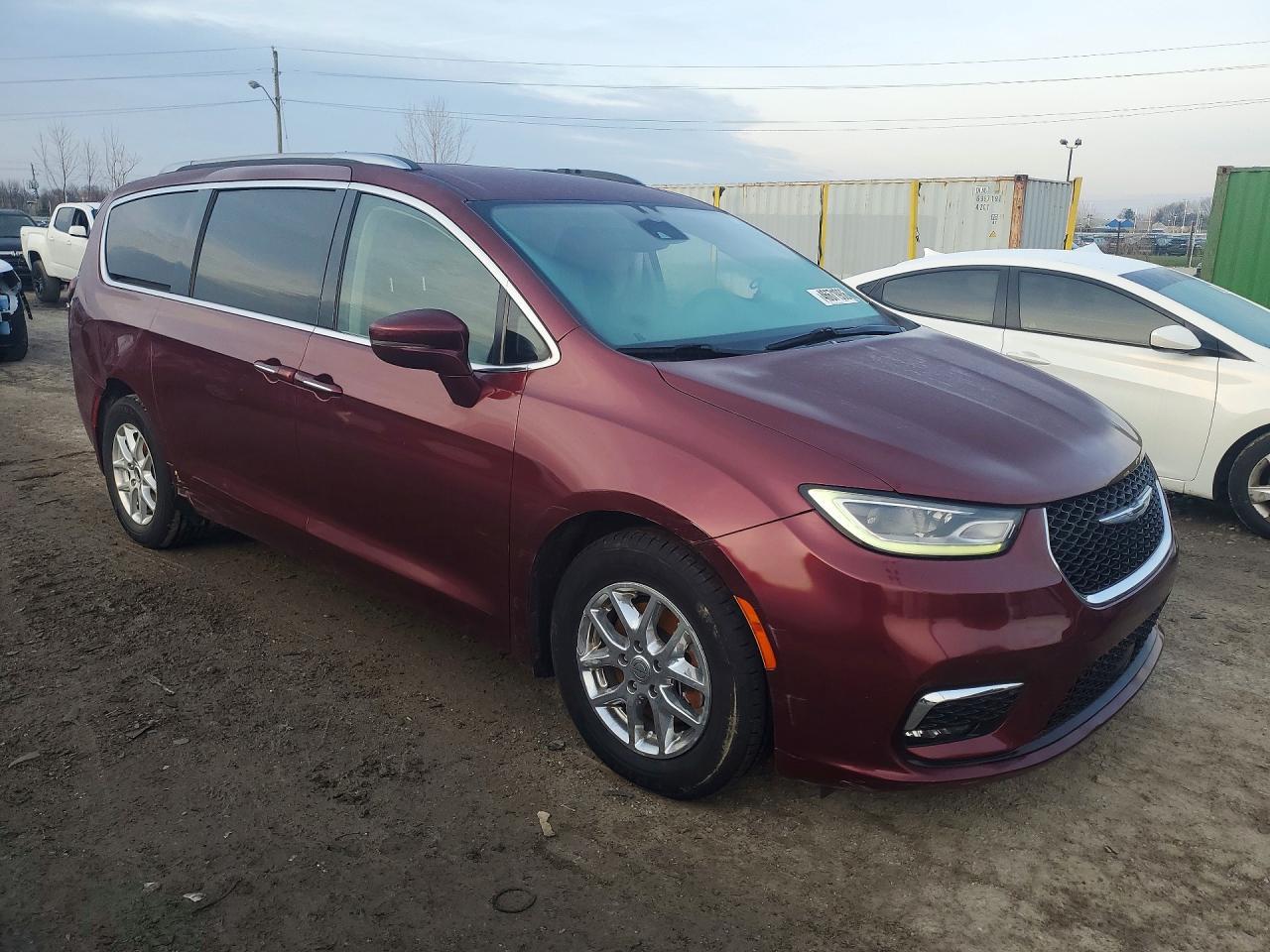 2021 Chrysler Pacifica Touring L - Image 4