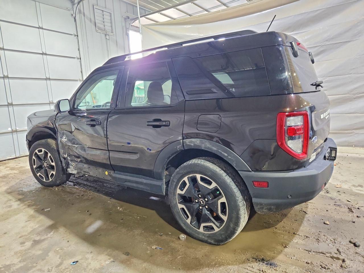 2021 Ford Bronco Sport Outer Banks - Фото 2