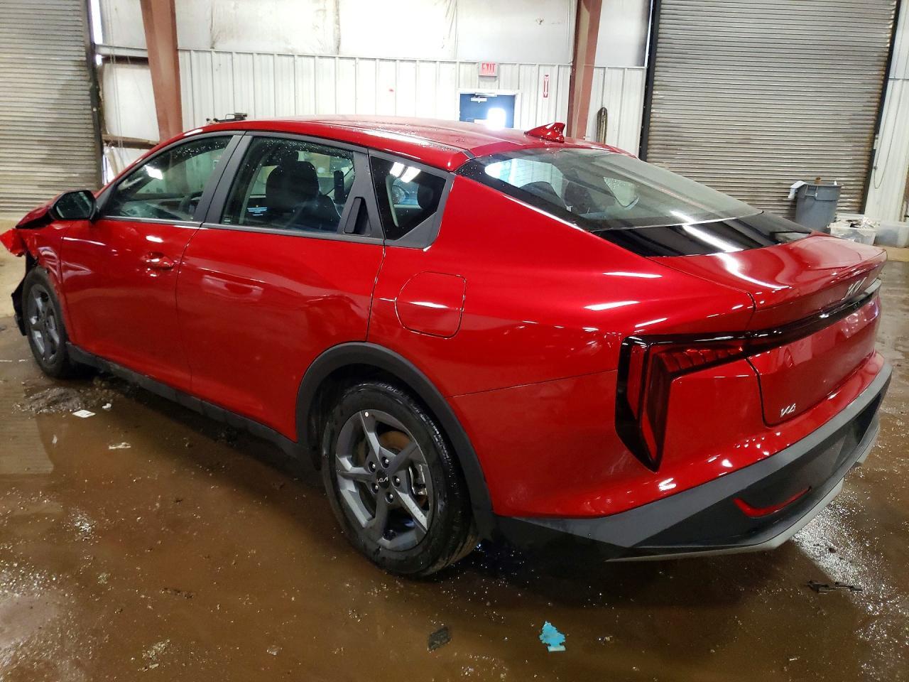 2025 Kia K4 Lxs - Image 2