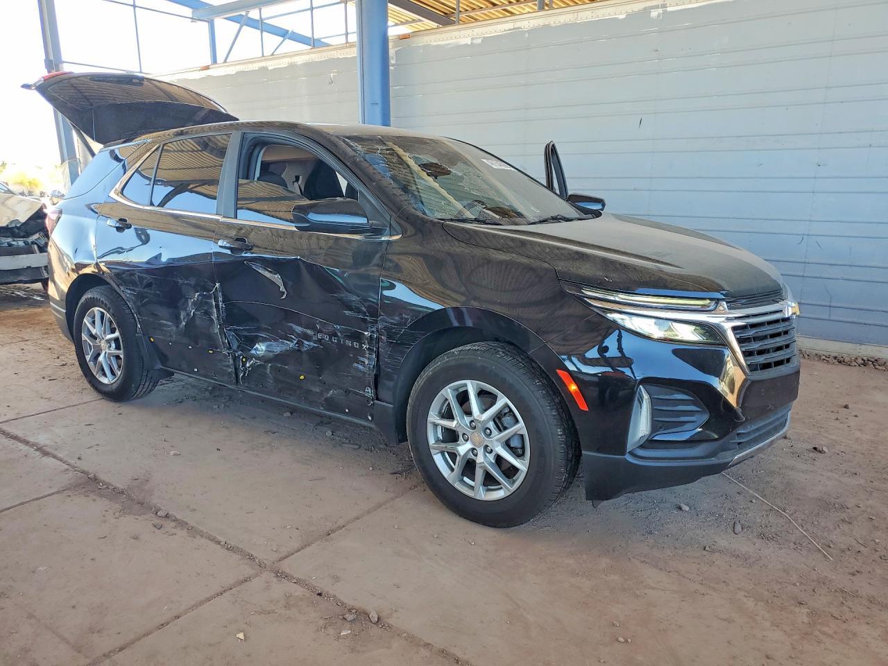 2023 Chevrolet Equinox Lt - Image 4