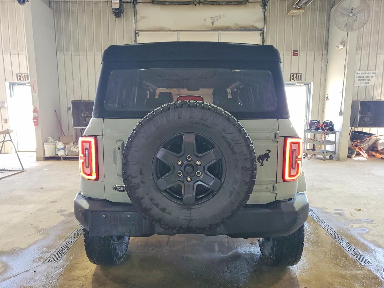2023 Ford Bronco Base - Фото 6