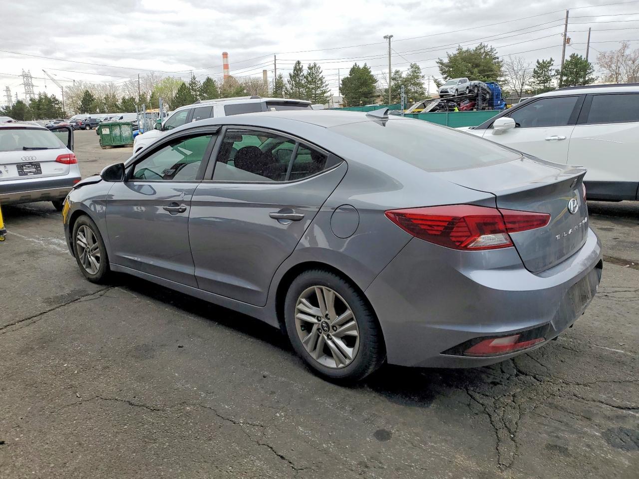 2019 Hyundai Elantra Sel - Фото 2