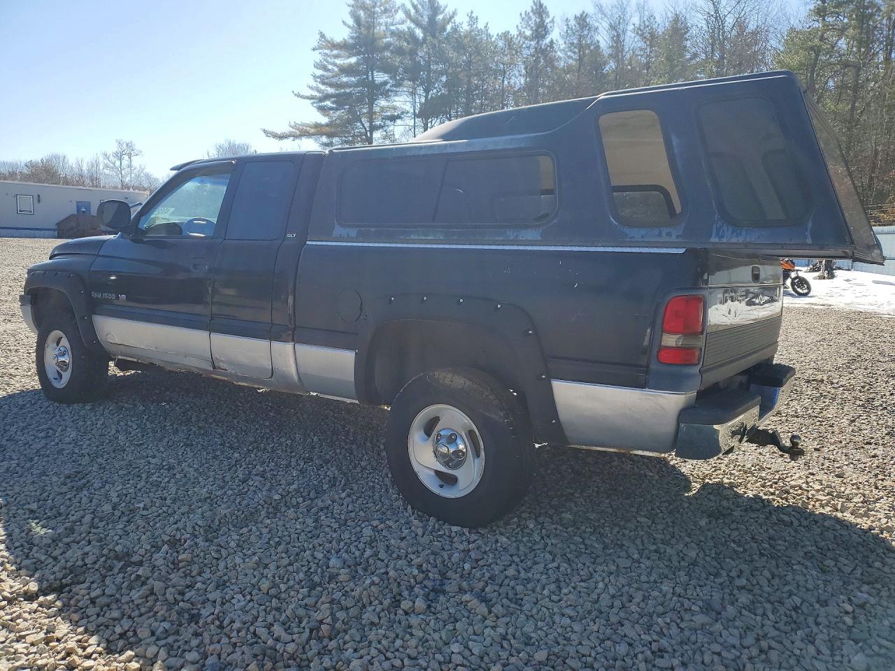 2001 Dodge Ram 1500 - Фото 2